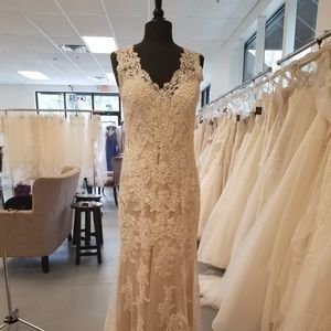 Wedding Dress 4MS061